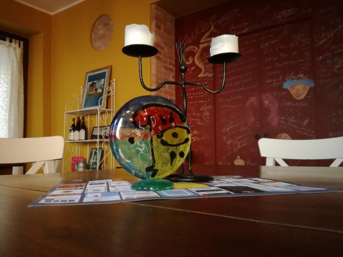 Casa Asso Di Coppe B&B Альба Экстерьер фото